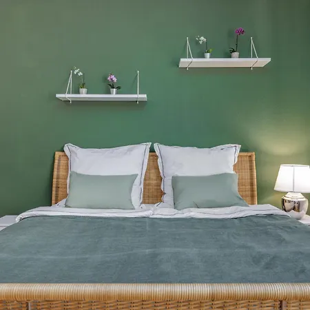Apartment By Doni - Zentral I Parkplatz I Balkon I 4 Pax *